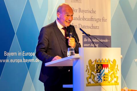 Phot of Thomas Petri, Closing remarks by Thomas Petri, Bavarian State Commissioner for Data Protection, speaking at the lecturer
