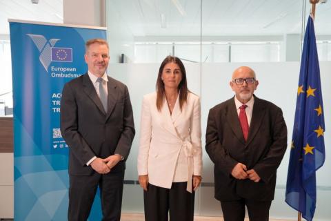 supervisor_wojciech_wiewiorowski_with_teresa_anjinho_and_petr_klement