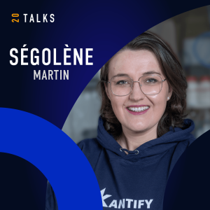 Portrait of Ségolène Martin and affiliations on the left with a blue semicircle